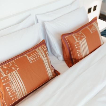 Shada Hotel Jumeirah Garden ドバイ エクステリア 写真