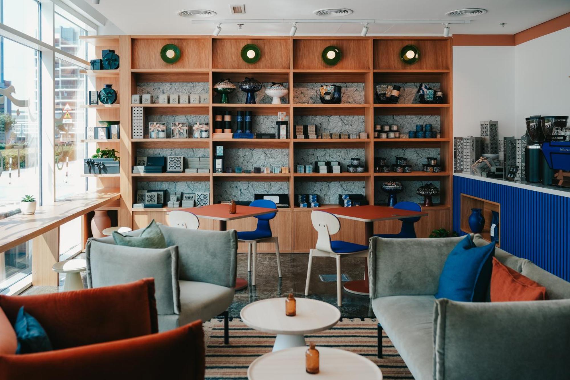 Shada Hotel Jumeirah Garden ドバイ エクステリア 写真